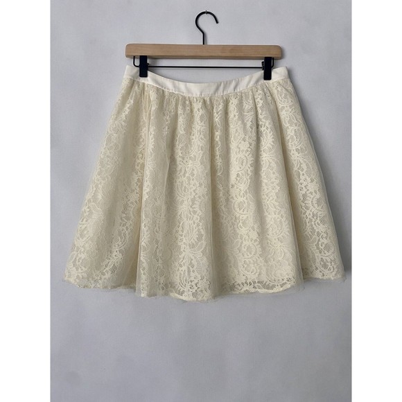 Women's Express Skirt Cream Color w/ Lace Overlay, Lined Size 10 NWT - Picture 1 of 8